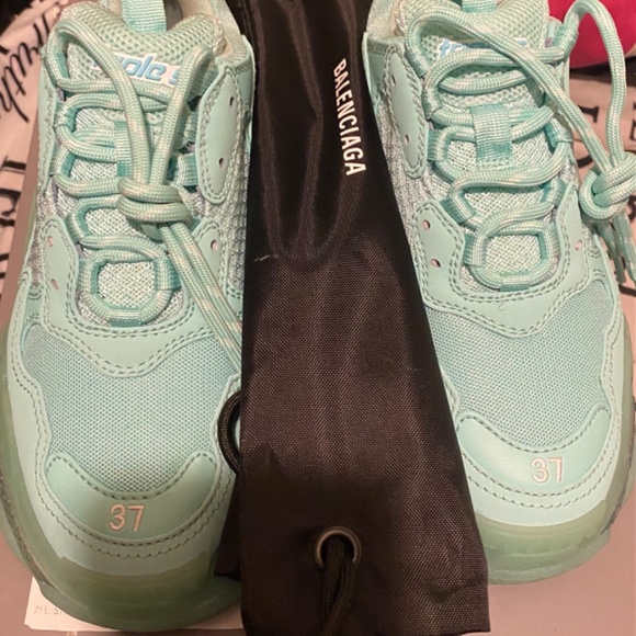 Balenciaga Wmns Triple S Sneaker 'Clear Sole - Mint' - Picture 2 of 6